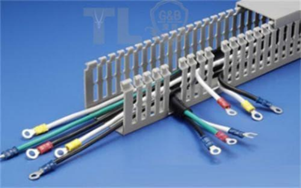 SRT001-138 goulotte fendue 50x50 UPVC Industrial Trunking 2M/PC(W*H)50*50mm